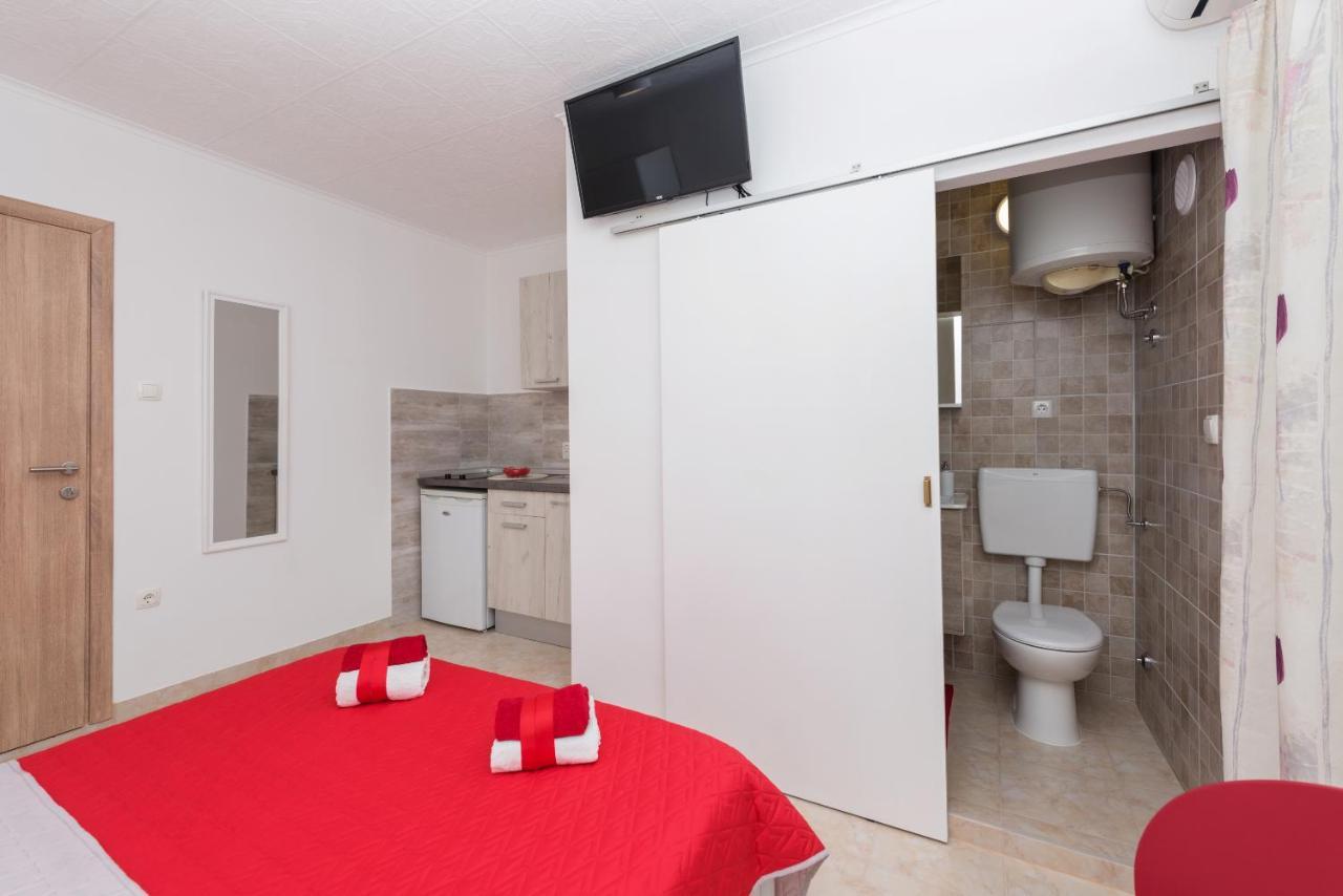 Sol Appartement Makarska